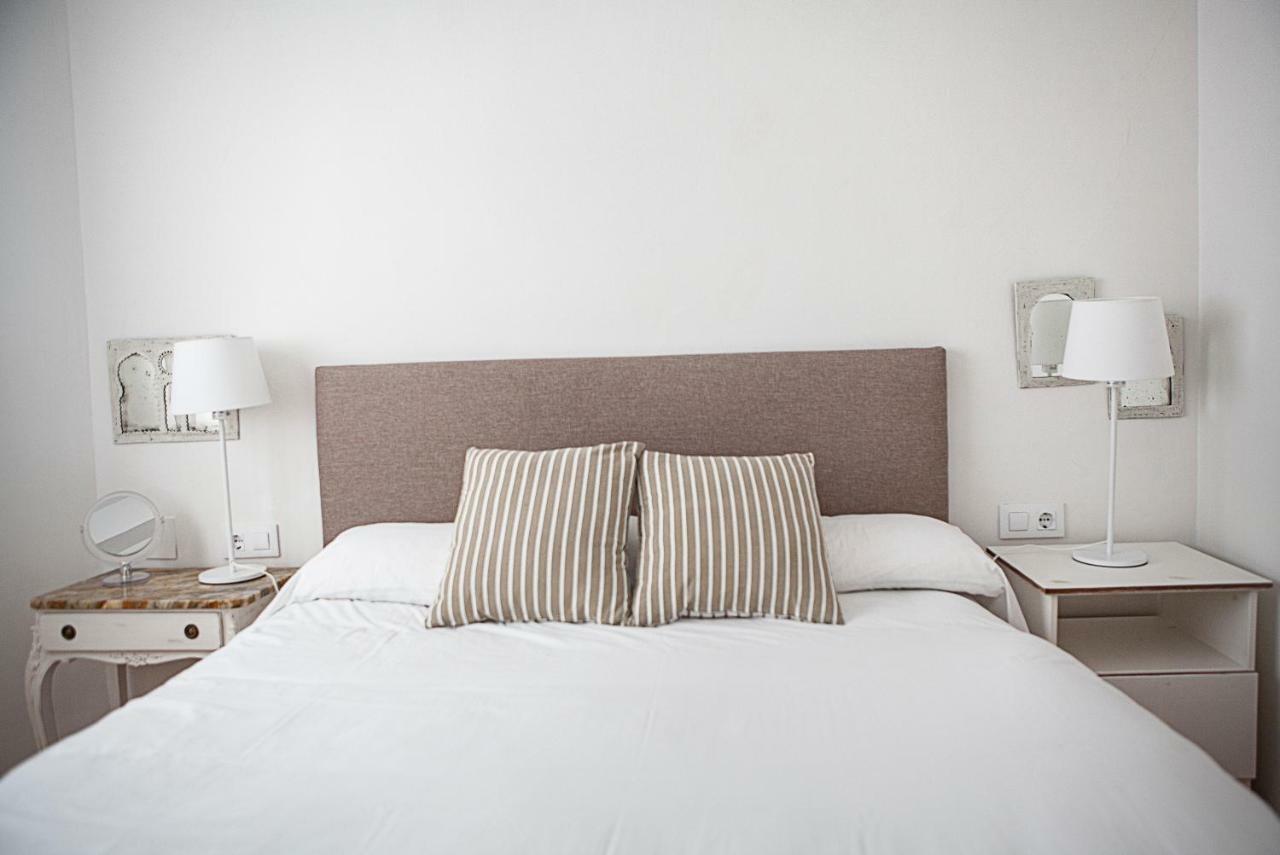 Apartamento Mendoza Σεβίλλη Εξωτερικό φωτογραφία