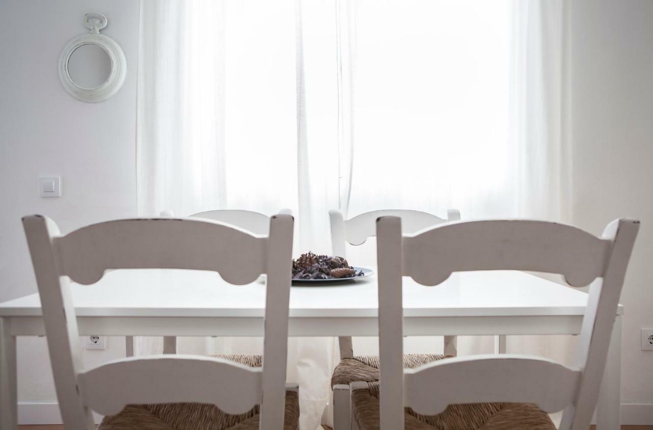 Apartamento Mendoza Σεβίλλη Εξωτερικό φωτογραφία