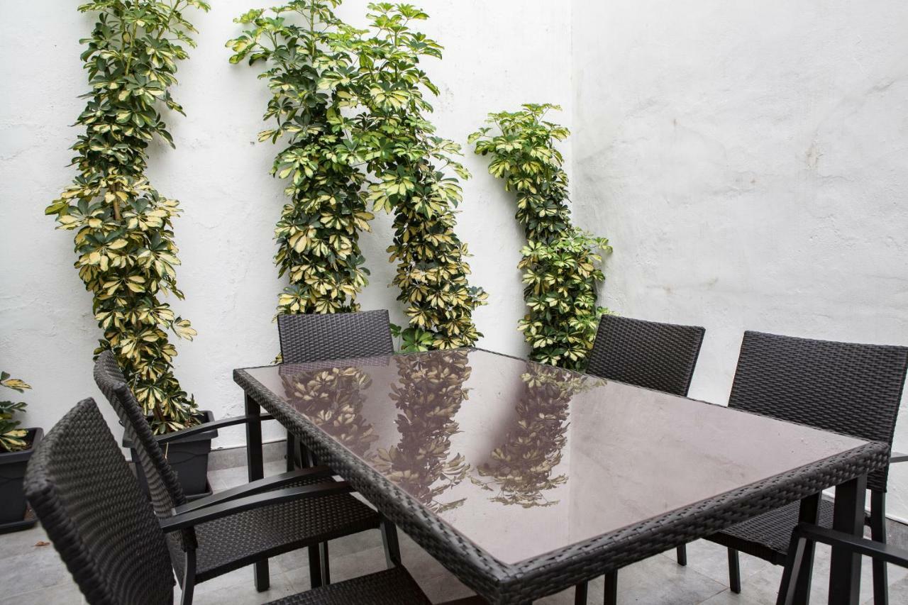 Apartamento Mendoza Σεβίλλη Εξωτερικό φωτογραφία